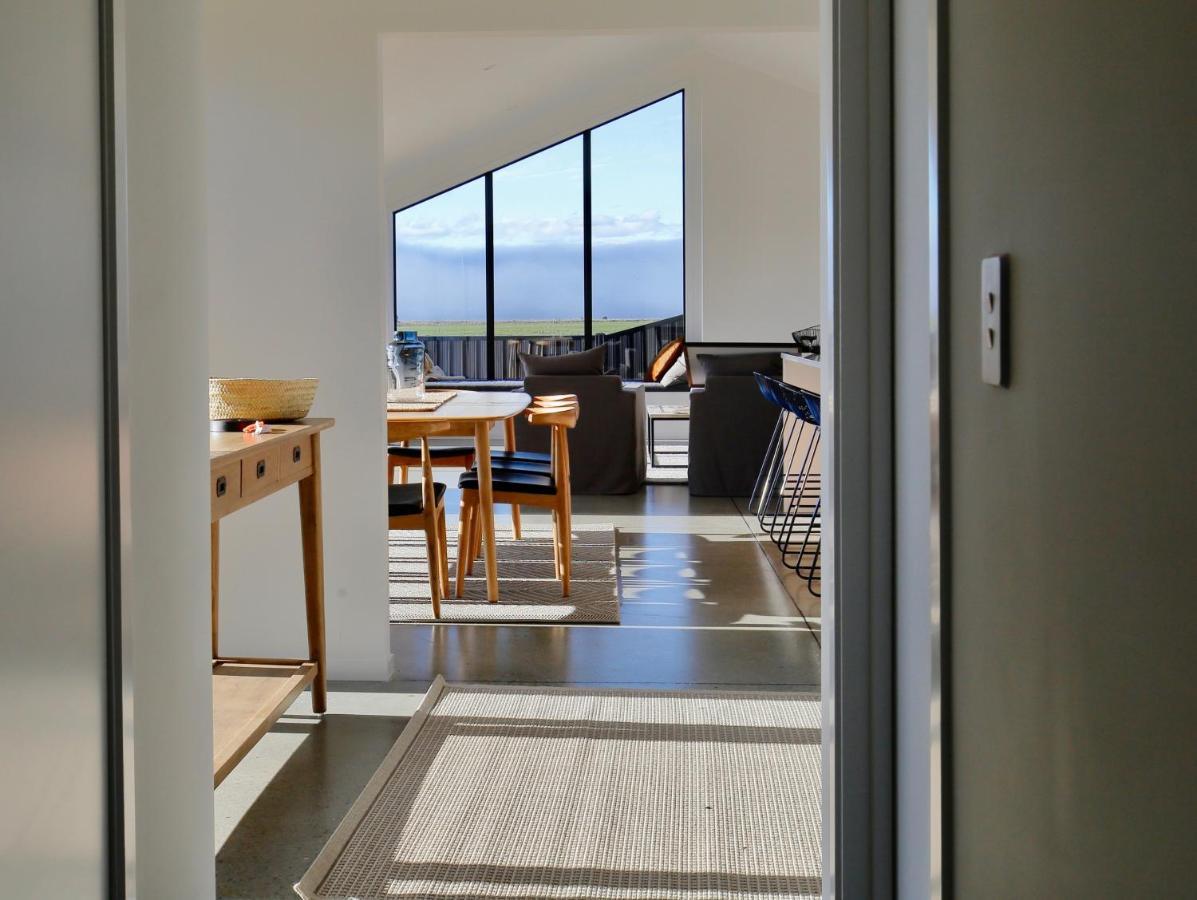 Lake House - Te Anau Holiday Home المظهر الخارجي الصورة
