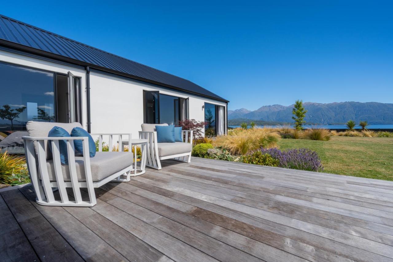 Lake House - Te Anau Holiday Home المظهر الخارجي الصورة